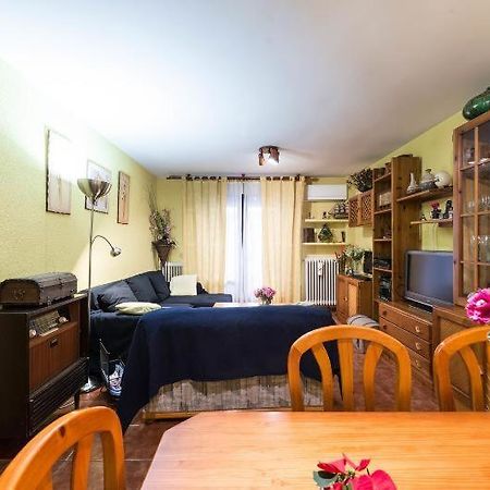 마드리드 Vivienda Familiar Con Jardin Junto A Ifema 아파트 외부 사진