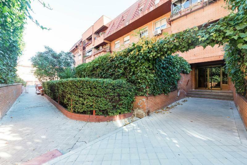 마드리드 Vivienda Familiar Con Jardin Junto A Ifema 아파트 외부 사진