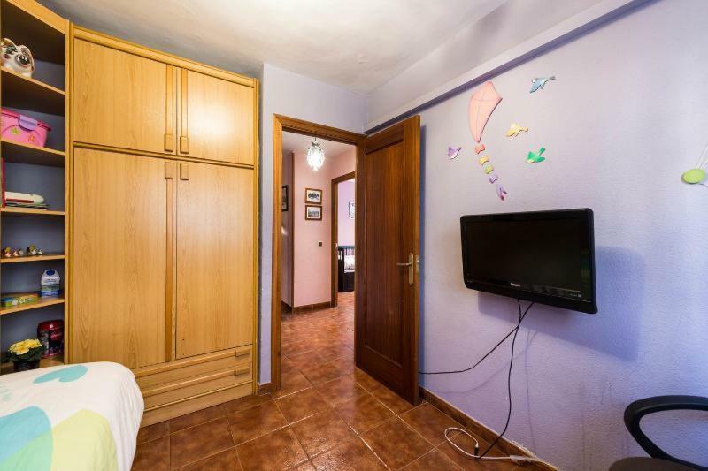 마드리드 Vivienda Familiar Con Jardin Junto A Ifema 아파트 외부 사진