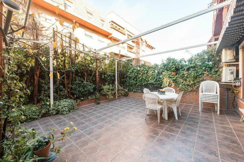 마드리드 Vivienda Familiar Con Jardin Junto A Ifema 아파트 외부 사진